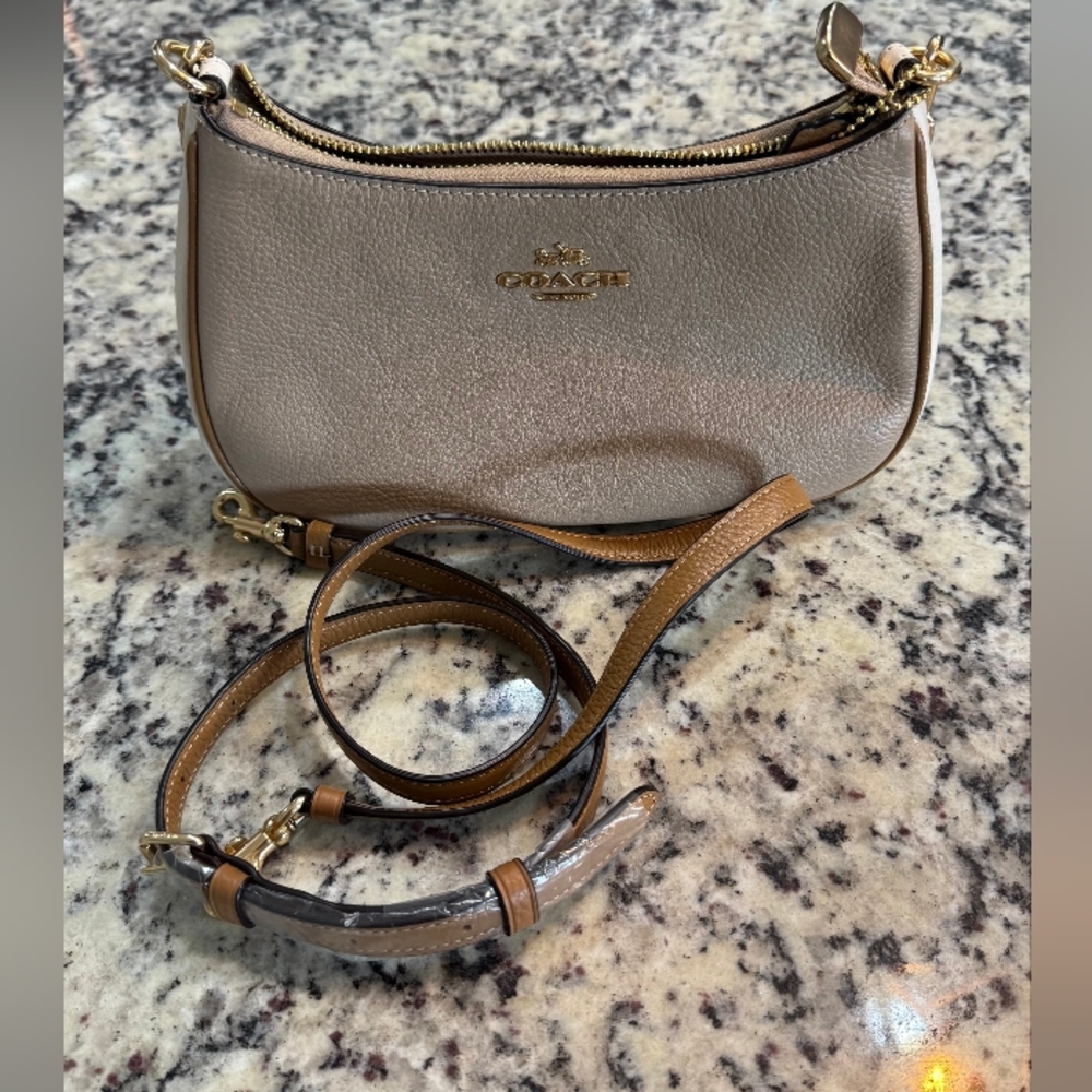 Coach Colorblock Teri Shoulder Bag. **Like New**